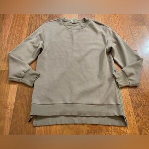 Varley Charter Sweatshirt with Zipper Detail
